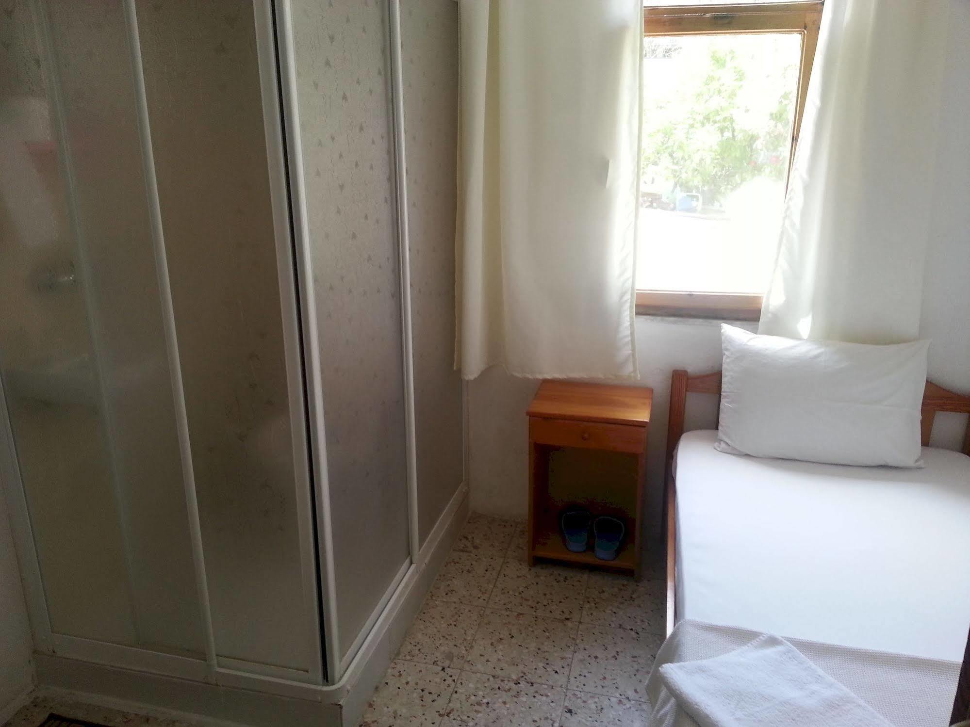 Ferah Hostel Monica'S Place Fethiye Dış mekan fotoğraf