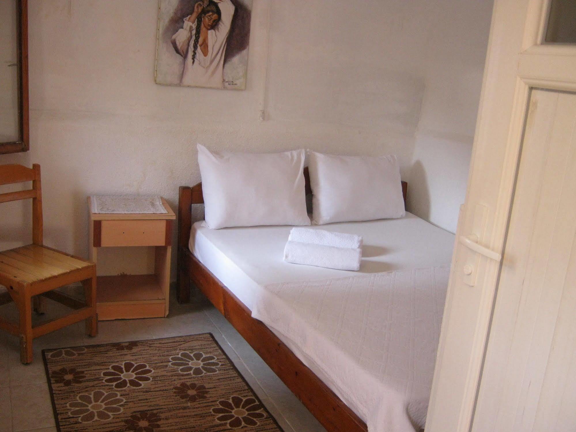 Ferah Hostel Monica'S Place Fethiye Dış mekan fotoğraf
