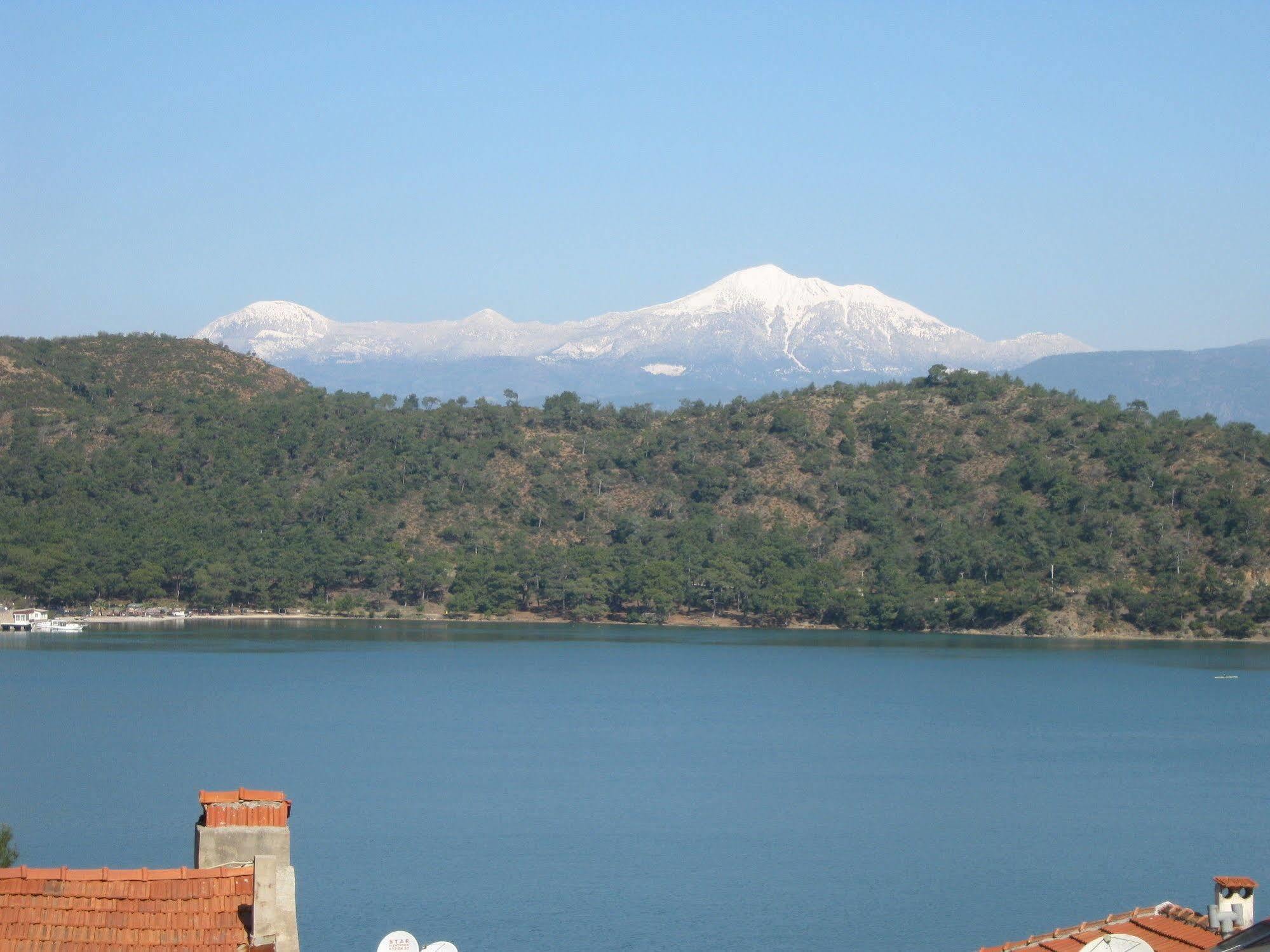 Ferah Hostel Monica'S Place Fethiye Dış mekan fotoğraf